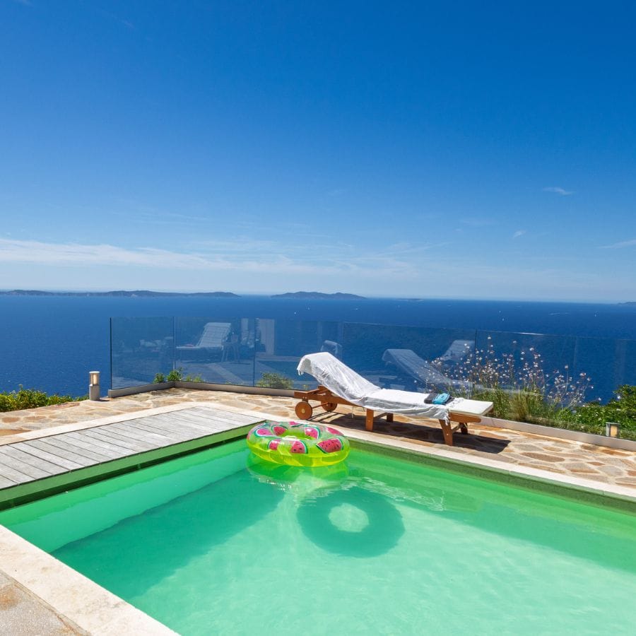 Villa proche plage piscine Var